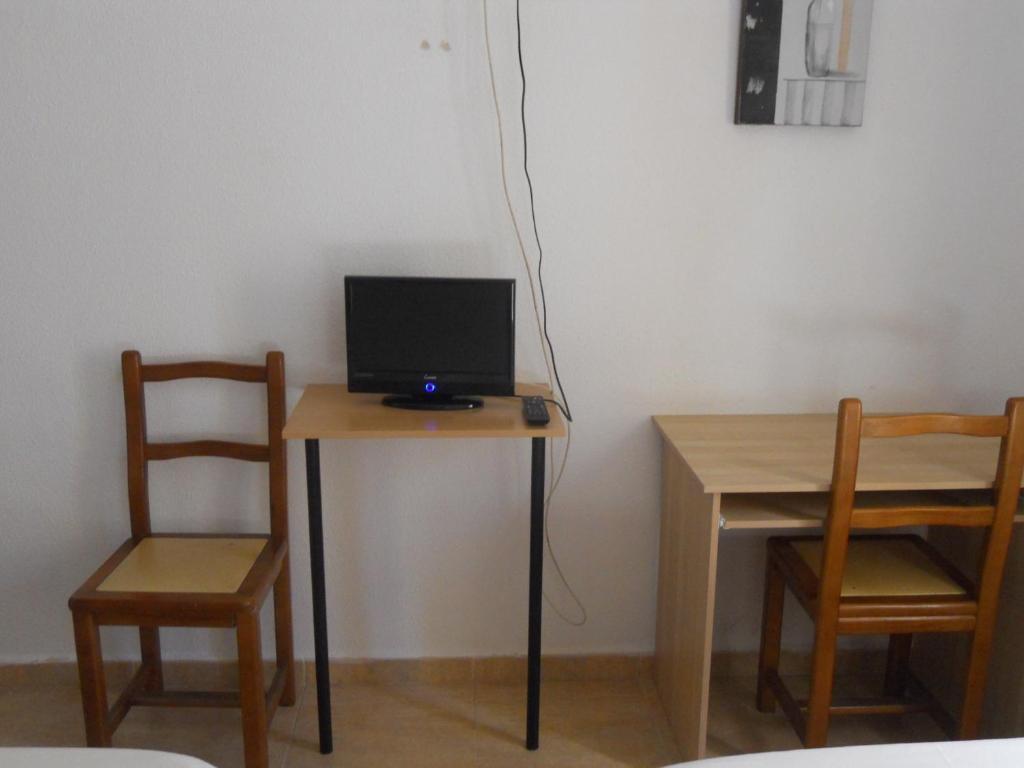 Hostal El Descanso Madrid Szoba fotó