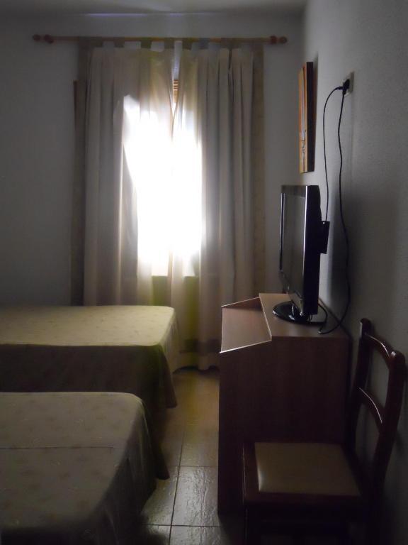 Hostal El Descanso Madrid Szoba fotó